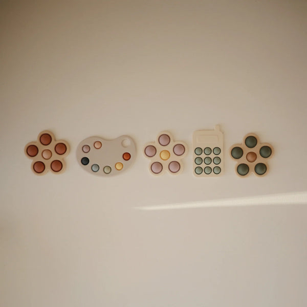 Mushie - Popi It Paint Palette - Sensorische Siliconen Speelgoed, Activiteitenspeelgoed, Mushie, Keekabuu