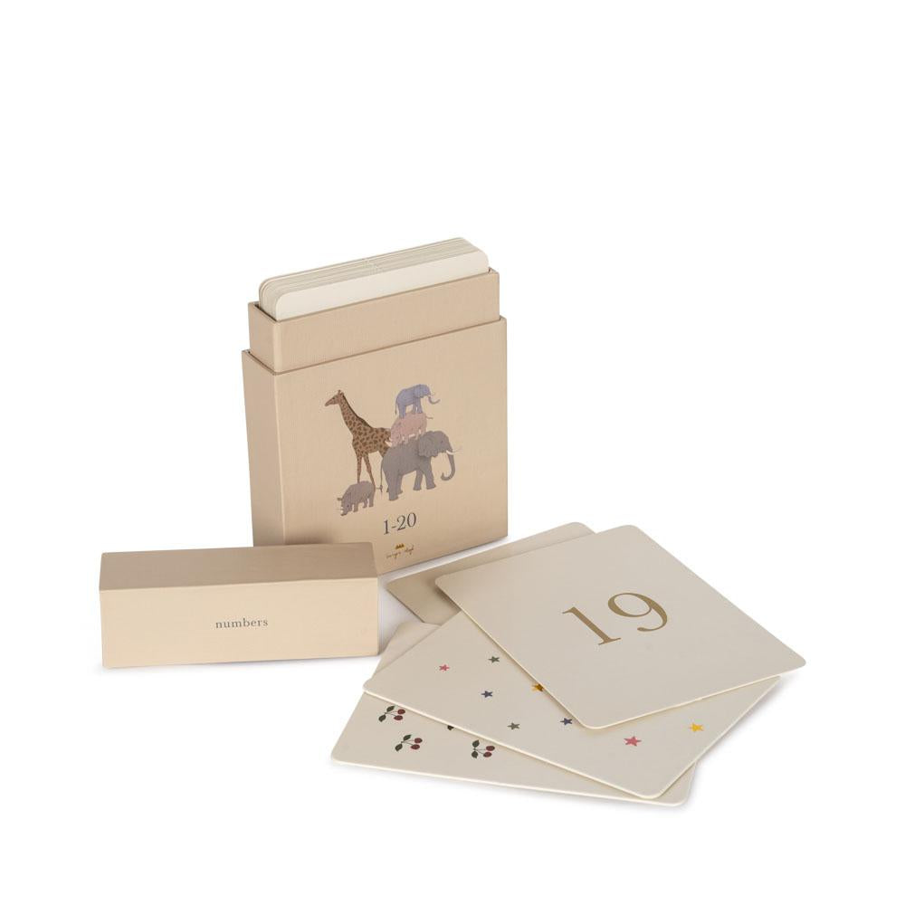 Konges Slojd - Kartonnen leerkaarten om cijfers en letters te leren, Milestone Cards, Konges Slojd, Keekabuu