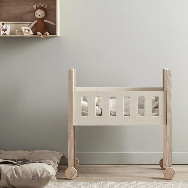 Kids Concept - Poppenbed nature met bedset, Poppenbedjes, Kid's Concept, Keekabuu